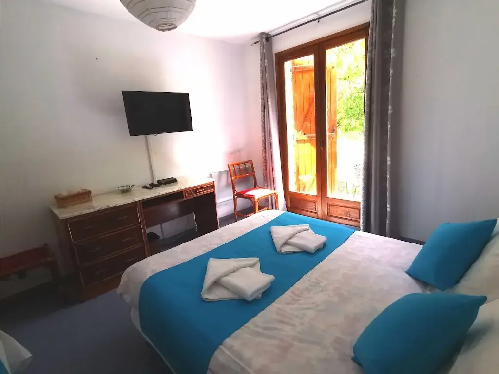 Auberge Du Riou_Puget-Rostang_slider_image_1