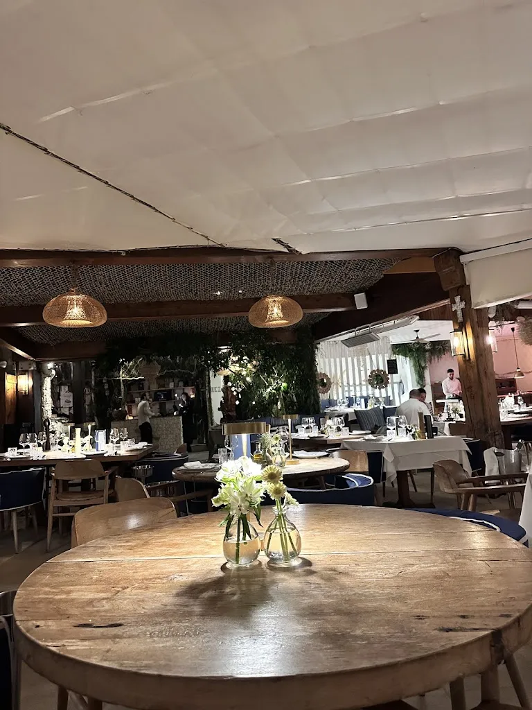 Connie Zhang_Chez Camille - Restaurant de Bouillabaisse et Fruits de Mer à Ramatuelle_Ramatuelle_review