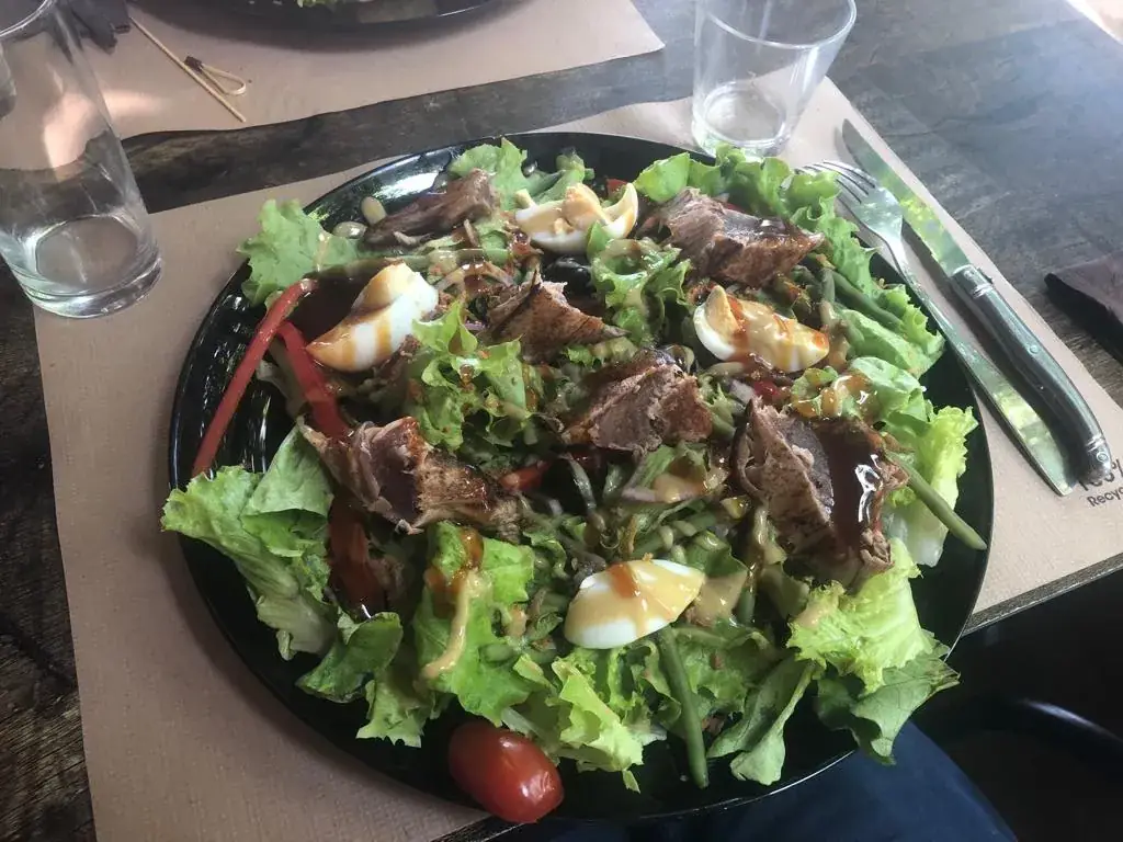 Stephanie Ilona Horvath_Ô tour d'un Verre_Port-Saint-Louis-du-Rhône_review