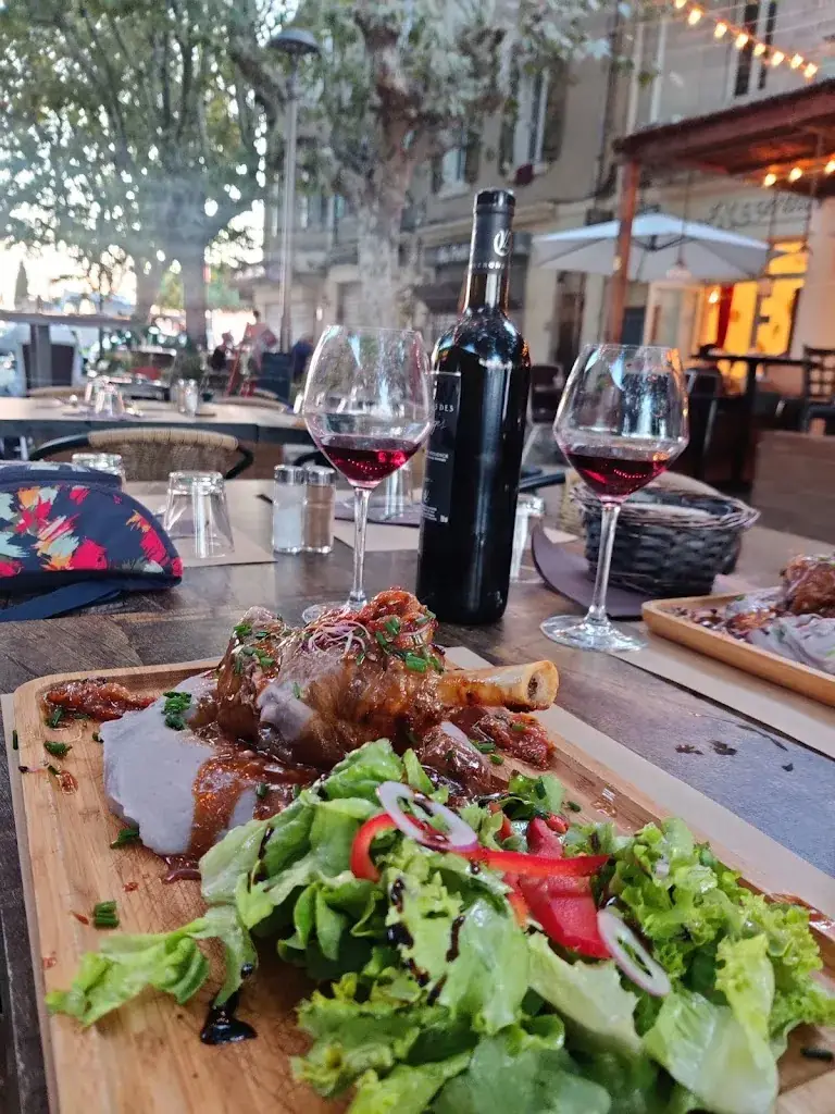 Marvin Zander_Ô tour d'un Verre_Port-Saint-Louis-du-Rhône_review