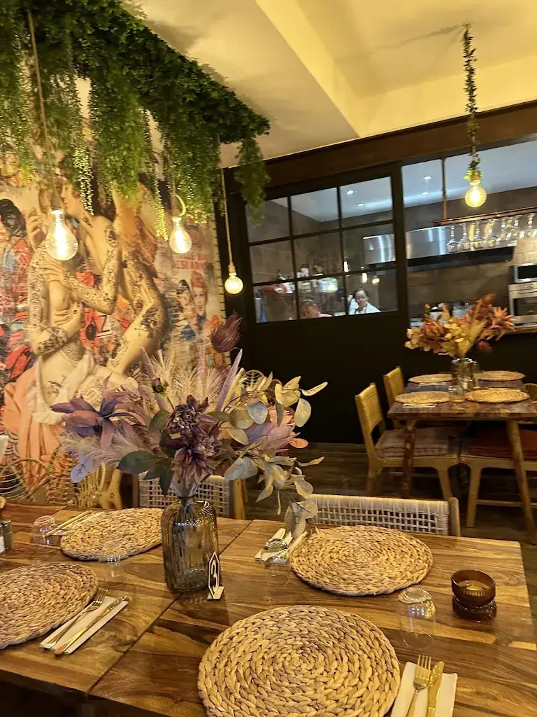 Alexandra Krietzsch_Ô tour d'un Verre_Port-Saint-Louis-du-Rhône_review