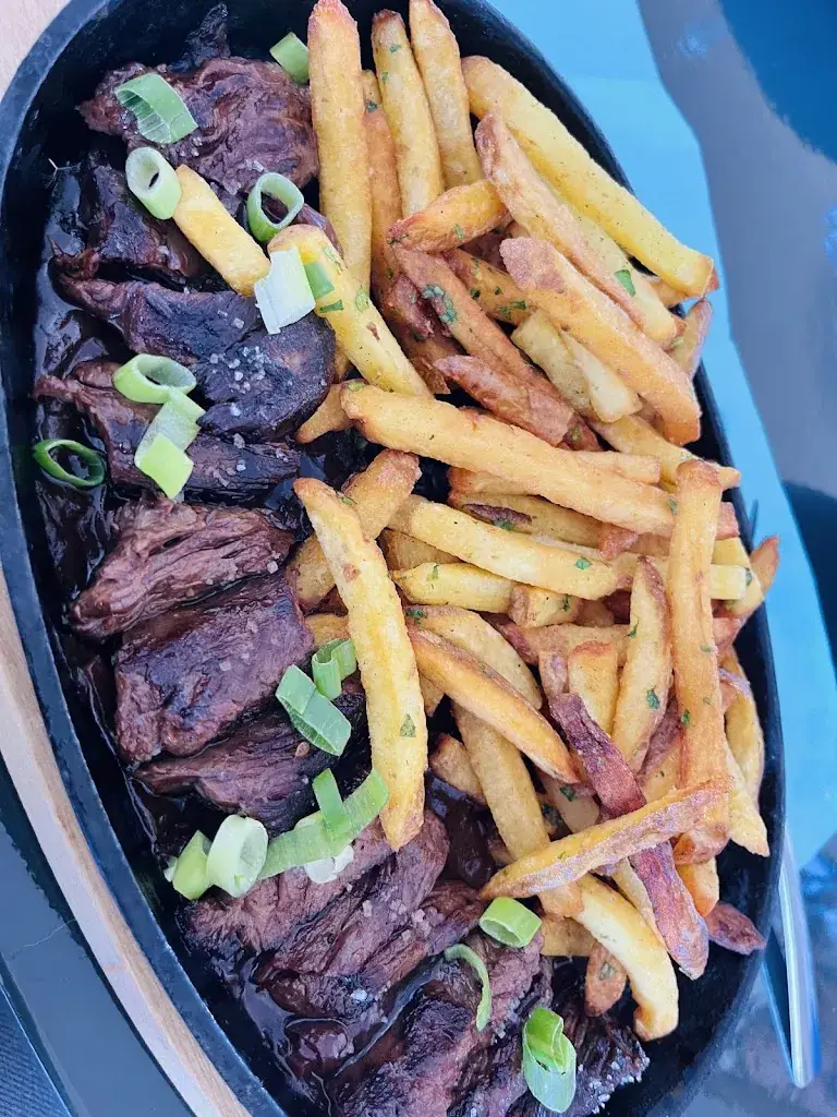 Habeeburahman N_Yacht Club ️Restaurant_Port-Saint-Louis-du-Rhône_review