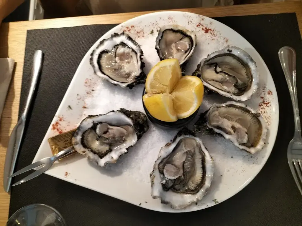 Menu_Les Trois Voiles_Port-Saint-Louis-du-Rhône_image_5