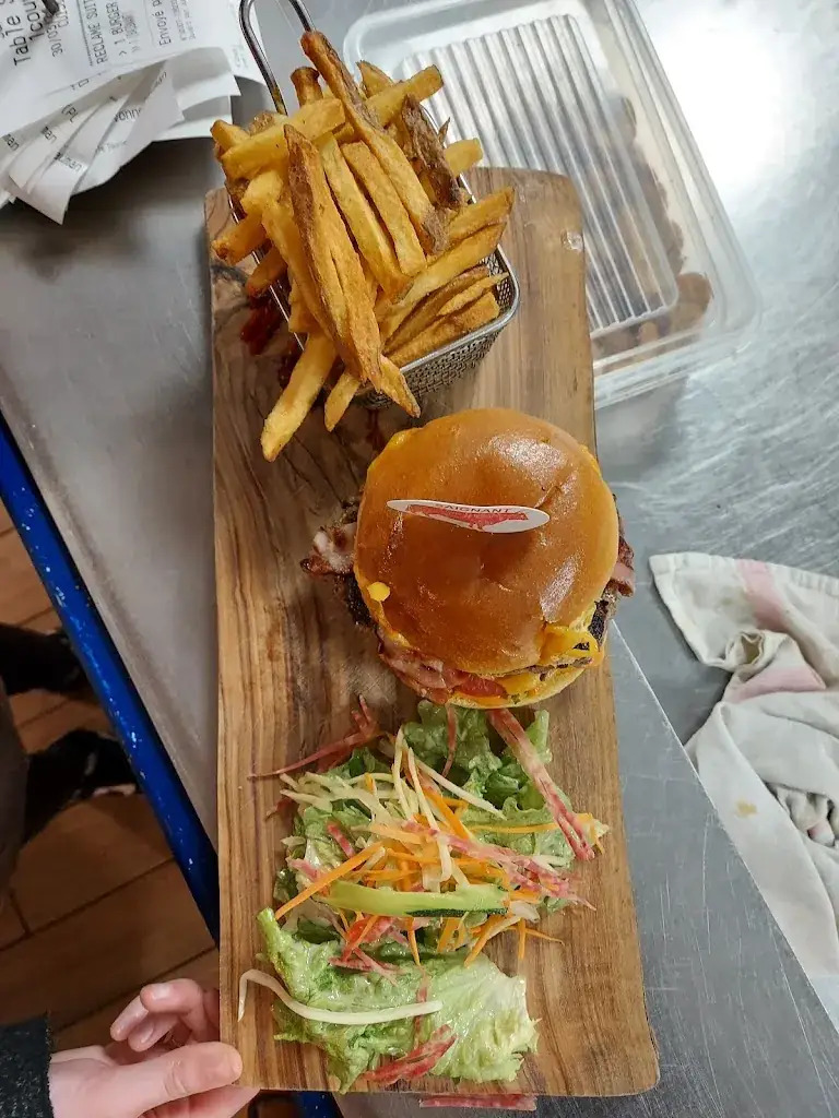 Menu_Les Trois Voiles_Port-Saint-Louis-du-Rhône_image_7