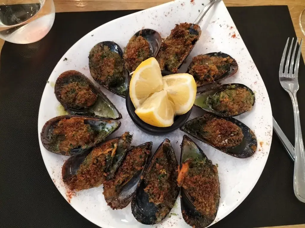 Menu_Les Trois Voiles_Port-Saint-Louis-du-Rhône_image_9