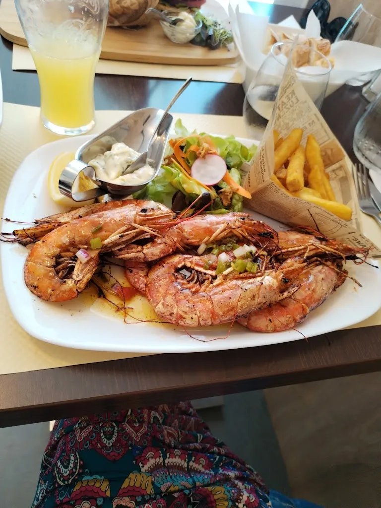 Sonia So_Restaurant l'Ecluse_Port-Saint-Louis-du-Rhône_review