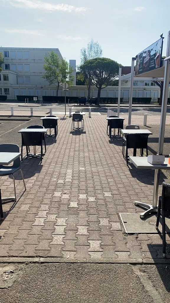 Snack de la paix Restaurant in Port-Saint-Louis-du-Rhône