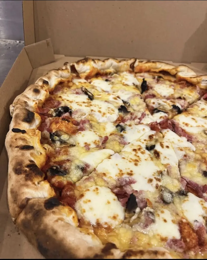 La Mamma Pizzeria ristorante a Port-Saint-Louis-du-Rhône