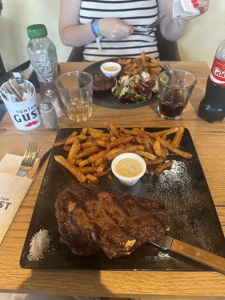 Océane Pastorelly (Océane PASTORELLY)_Tonton Gust Puget-sur-Argens_Puget-sur-Argens_review