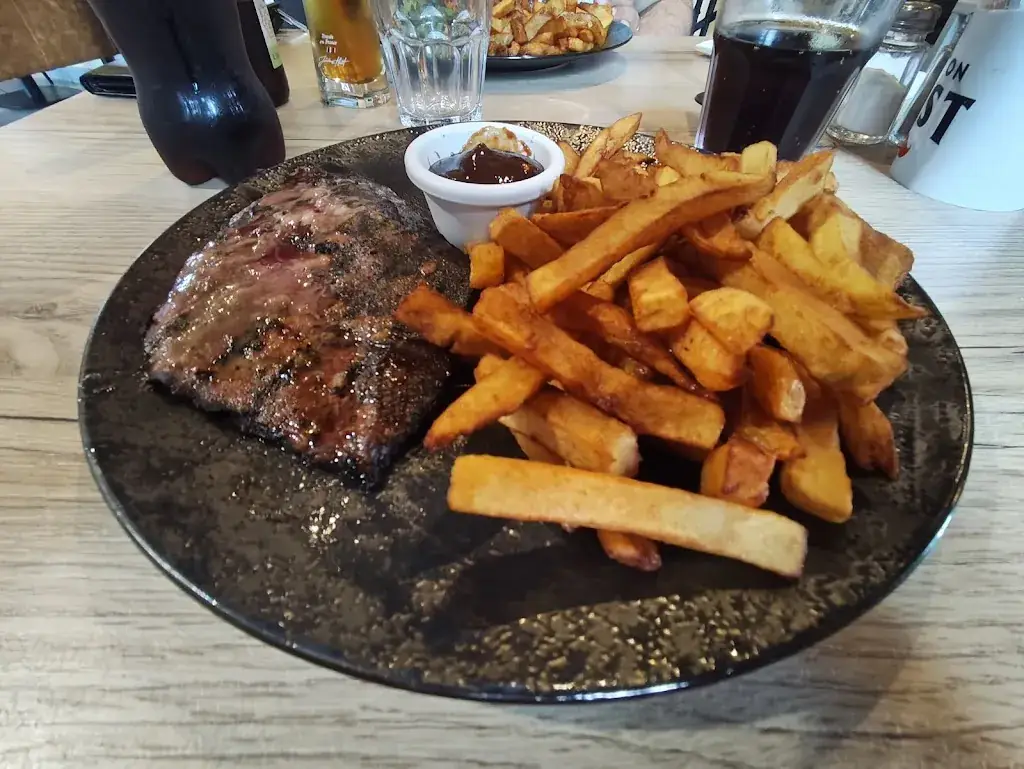 Tonton Gust Puget-sur-Argens_Puget-sur-Argens_slider_image_3