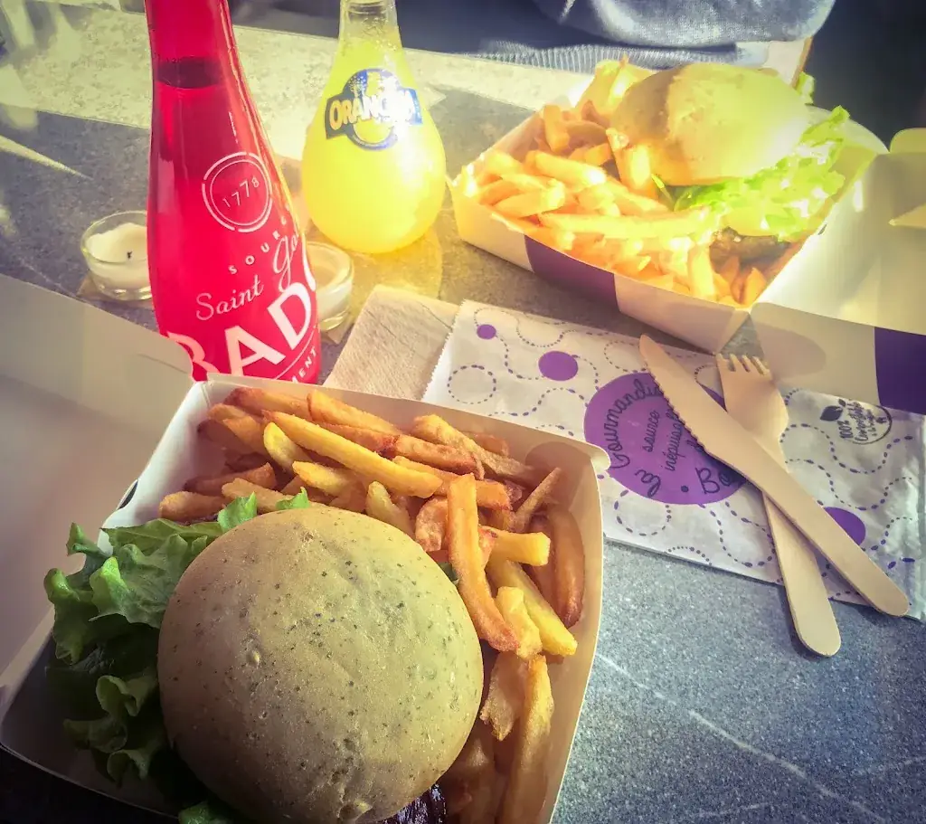 Nathalie Lamazares_Le Bistrô Burger Français_Puget-sur-Argens_review