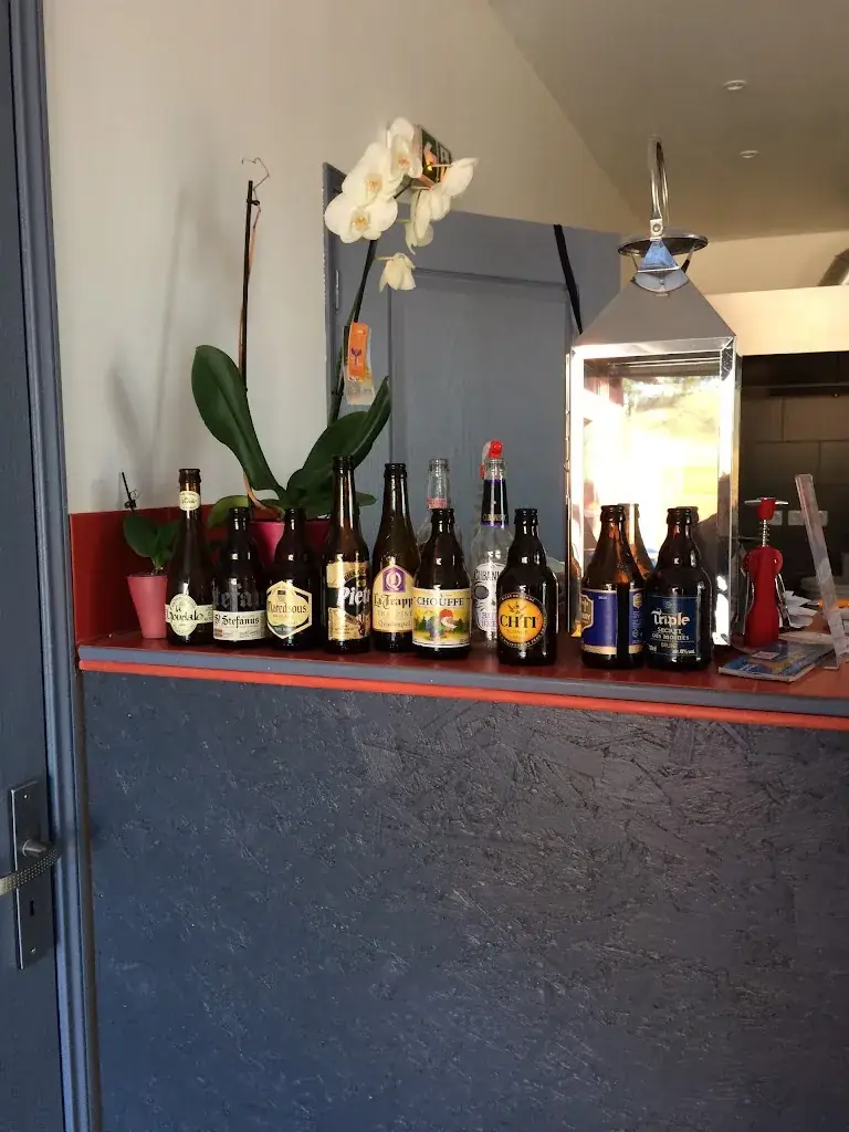 L'ostriconi pizzeria restaurant in Puget-sur-Argens