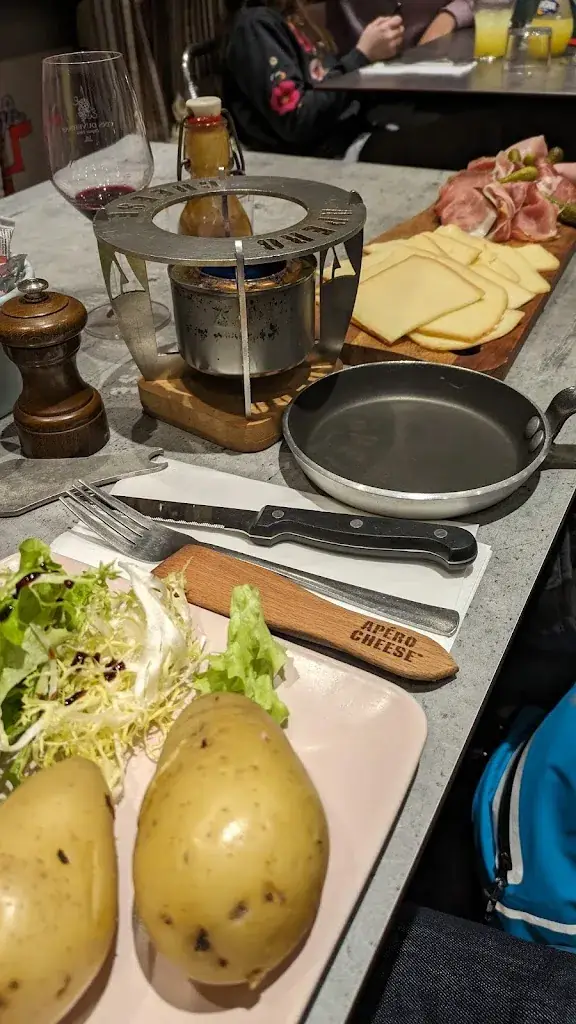 Menu_Restaurant le Tire-Fesses_Arâches-la-Frasse_image_5