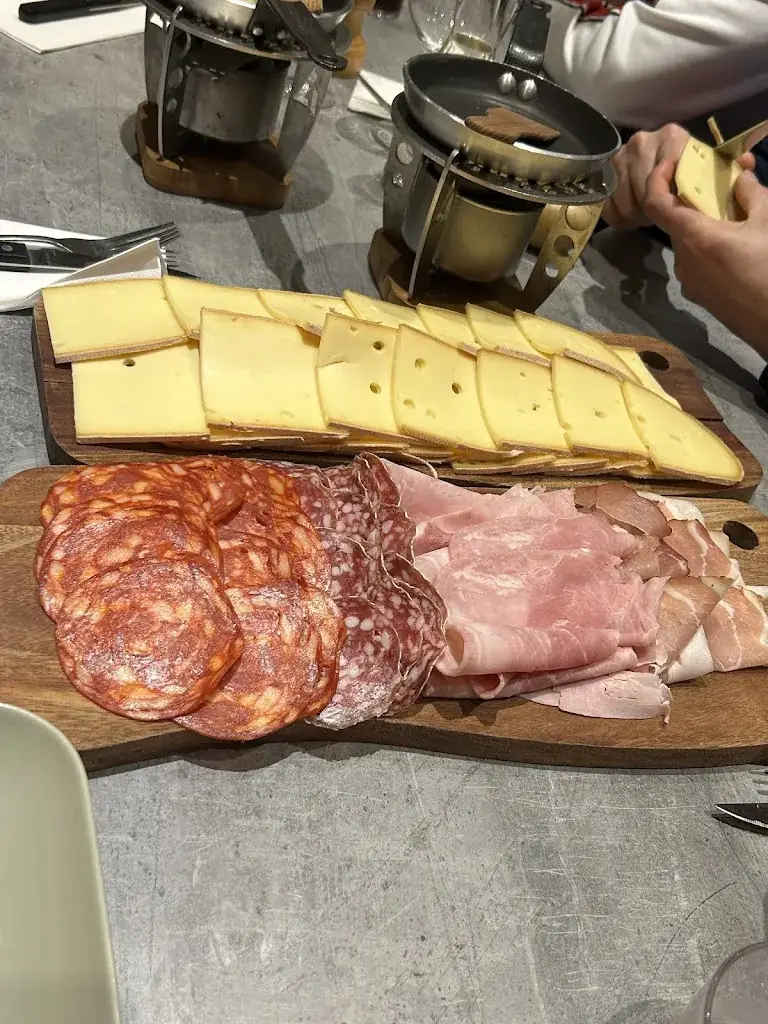 Menu_Restaurant le Tire-Fesses_Arâches-la-Frasse_image_9