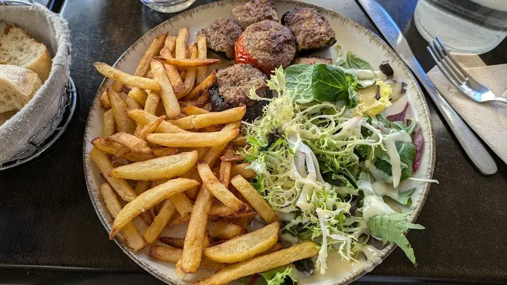 Evelyne_Roquebrune-sur-Argens_slider_image_2