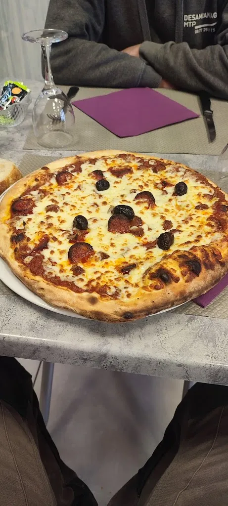 Lilo's Pizza_Pouilly-sous-Charlieu_slider_image_3