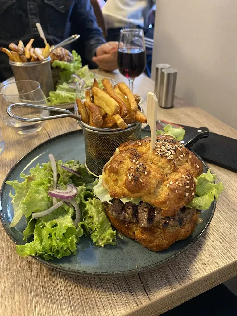 Aurélie Brugier_L'ardoisier_Rocbaron_recensione