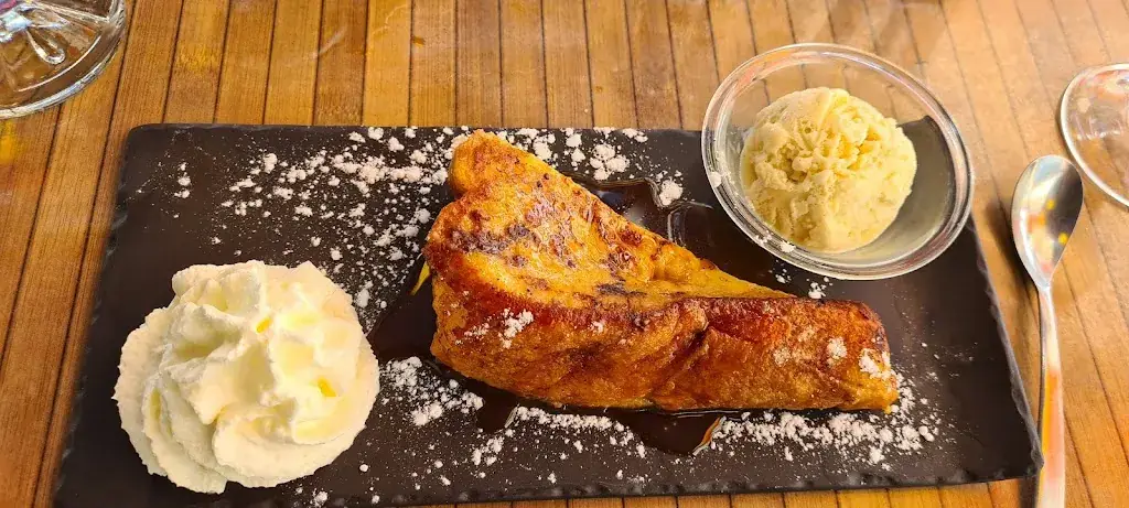 Nadine AICARDI_Restaurant LE PAPAREIL_Rocbaron_review