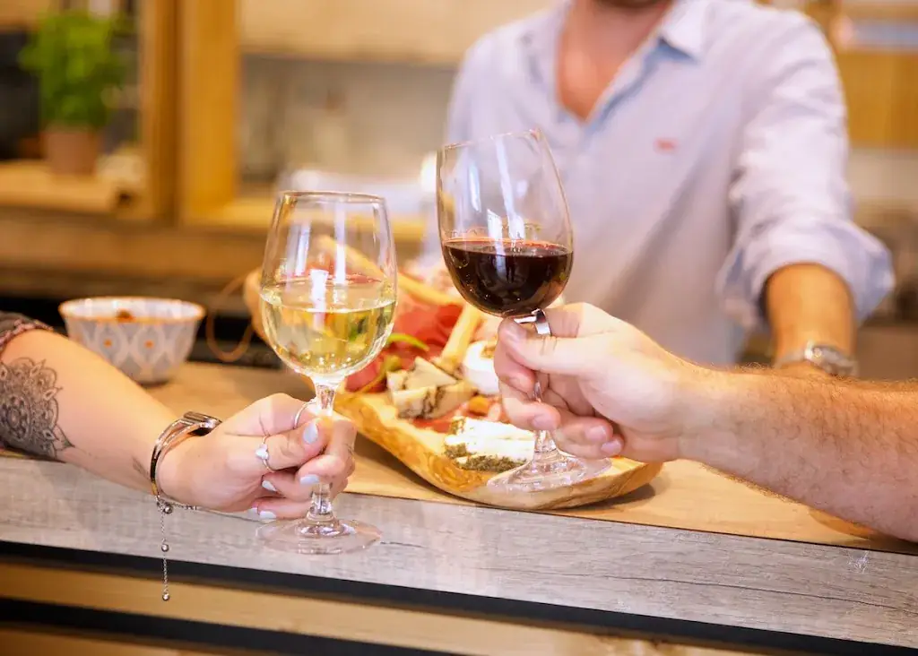La Ritournelle Cave à Manger restaurante en Rognes