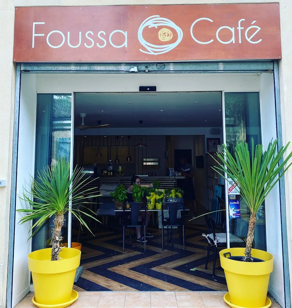 Foussa Café_Rognes_slider_image_3
