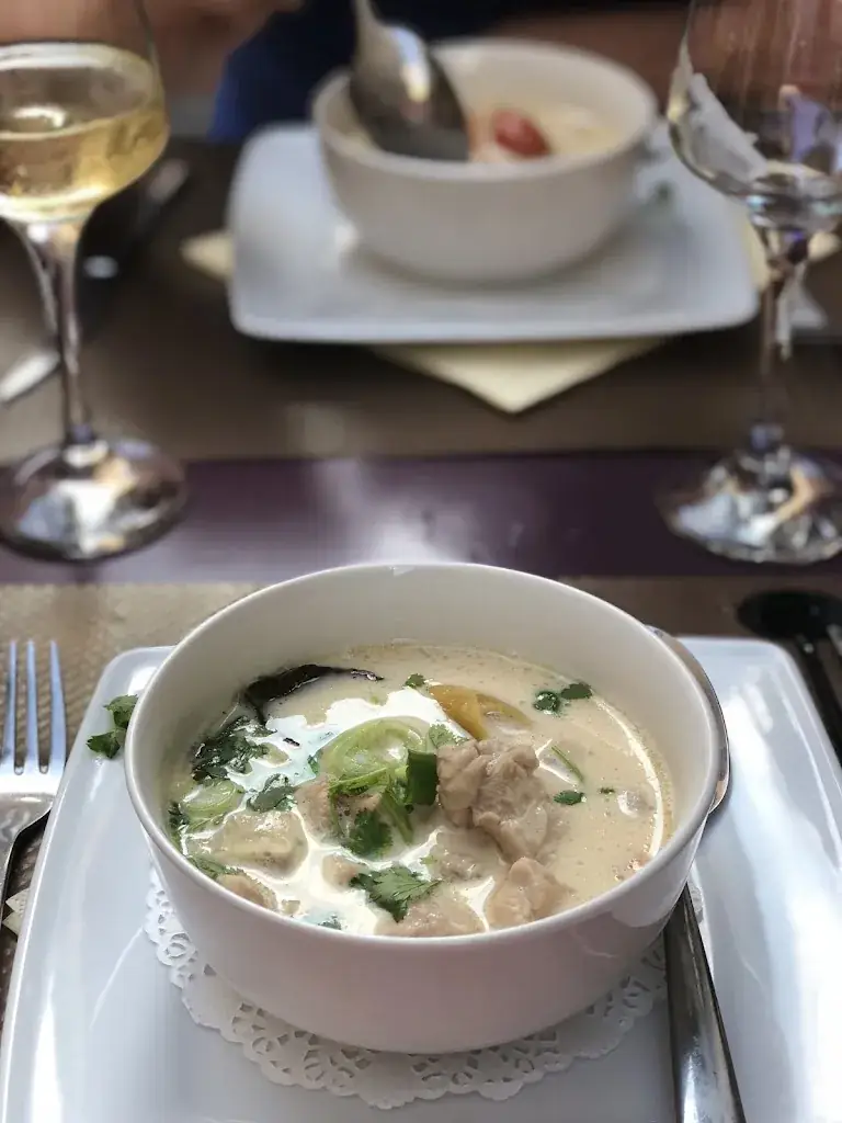 Alycia Kok_L'Orchidée_Riez_recensione