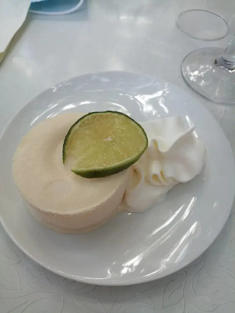 Nathalie Marcel_Le Bistrot du Canotier_Rognonas_review