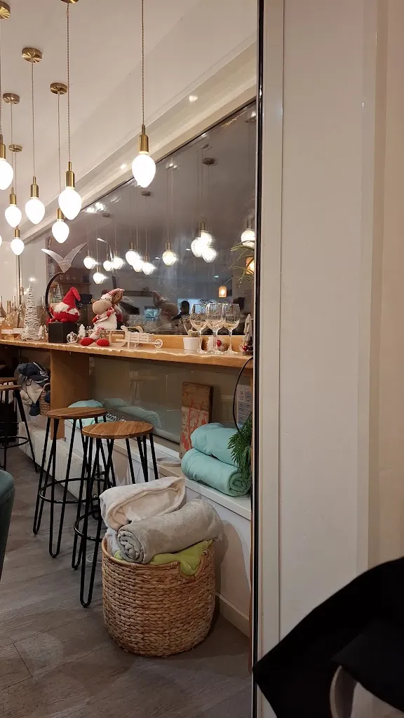 Madame BLEUE_Roquebrune-Cap-Martin_slider_image_2