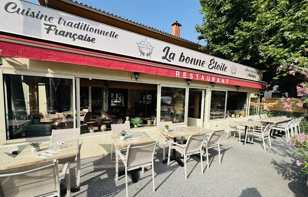 Restaurant La Bonne Étoile restaurant in Roquebrune-sur-Argens
