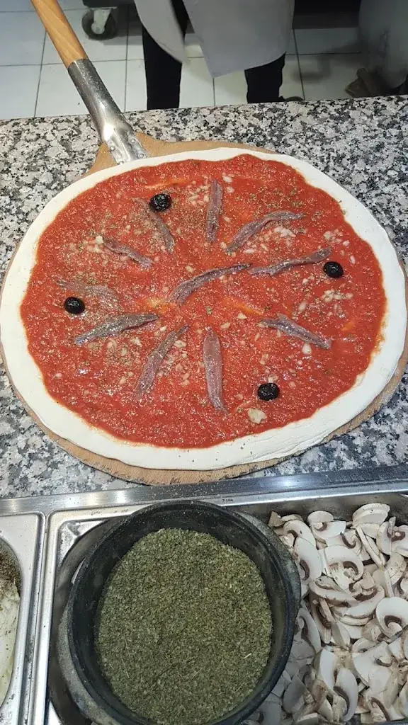 Menu_MC Pizza_Roquefort-la-Bédoule_image_5