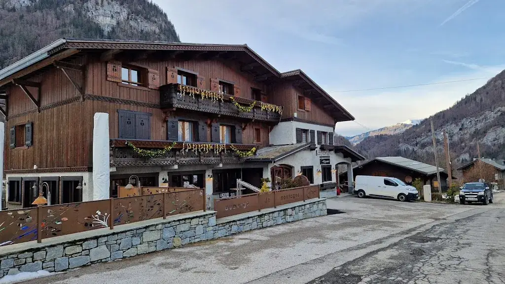 Le Rouet_Sixt-Fer-à-Cheval_slider_image_3