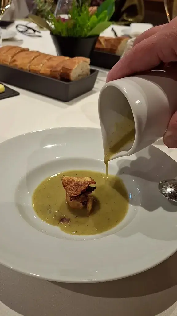 Restaurant LE RAISIN_Pont-de-Vaux_slider_image_2