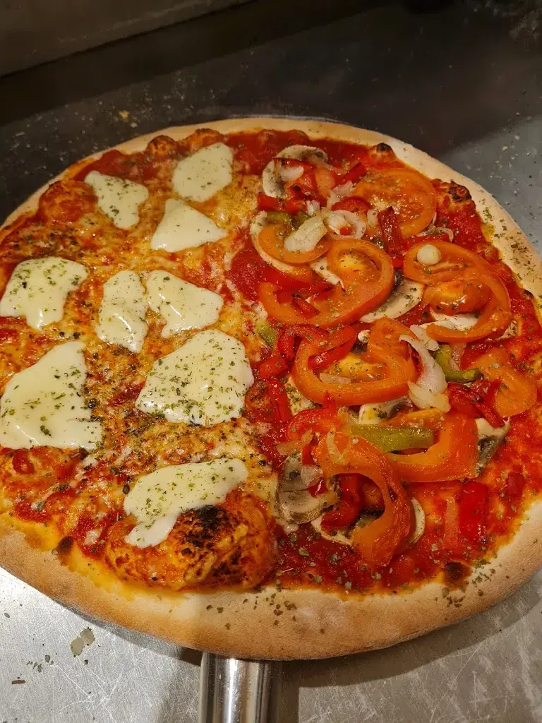 Menu_Pizza les frangins_Rougiers_image_6