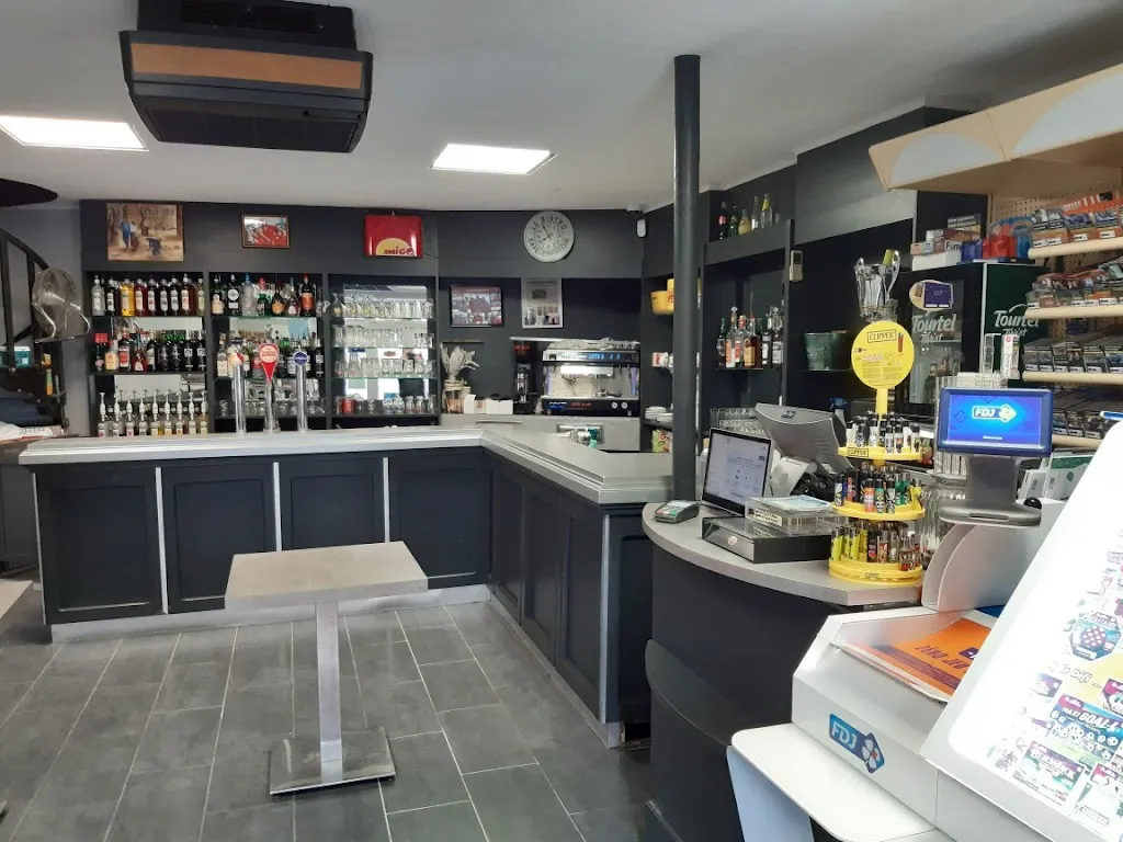 Le Café Du XXème Siècle_Rougiers_slider_image_1