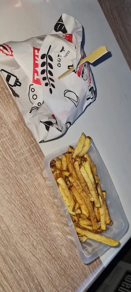 Angélique Perna_Rôtisserie-snack de l'étoile_Roquevaire_Bewertung