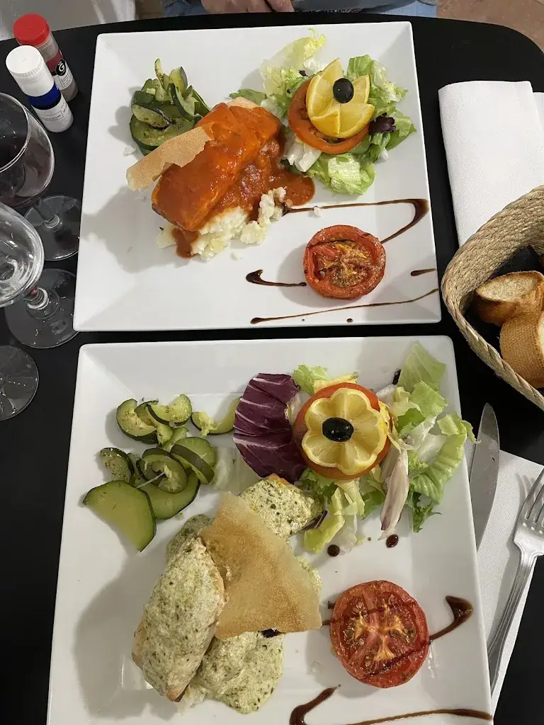 linda bensaad_RESTAURANT & PIZZERIA LA SÉRÈNA_Roquevaire_review