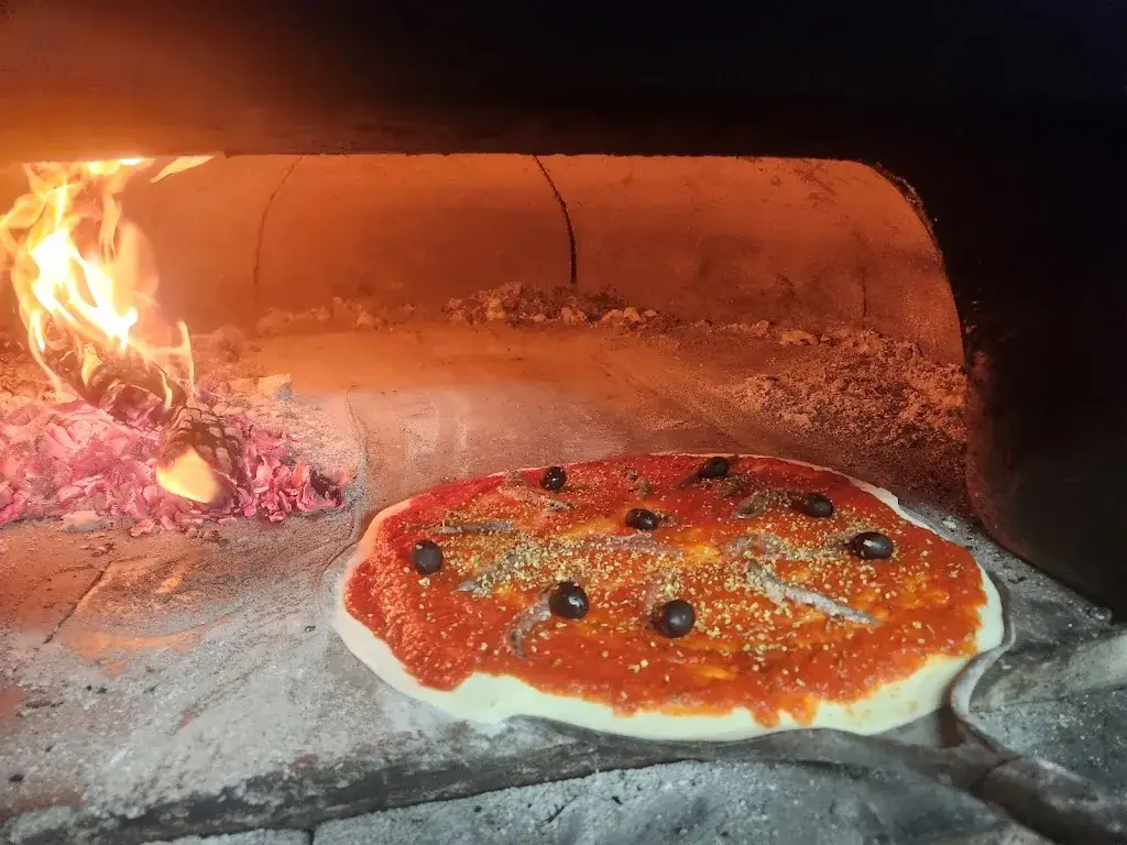 RESTAURANT & PIZZERIA LA SÉRÈNA_Roquevaire_slider_image_3