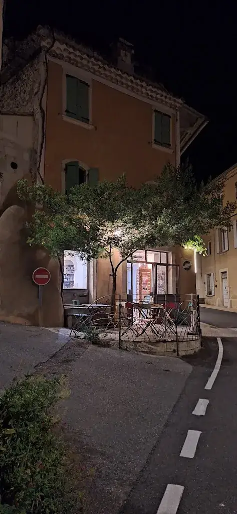 Pascal Craquelin_Café bistrot Gavatxa_Rousset-les-Vignes_avis