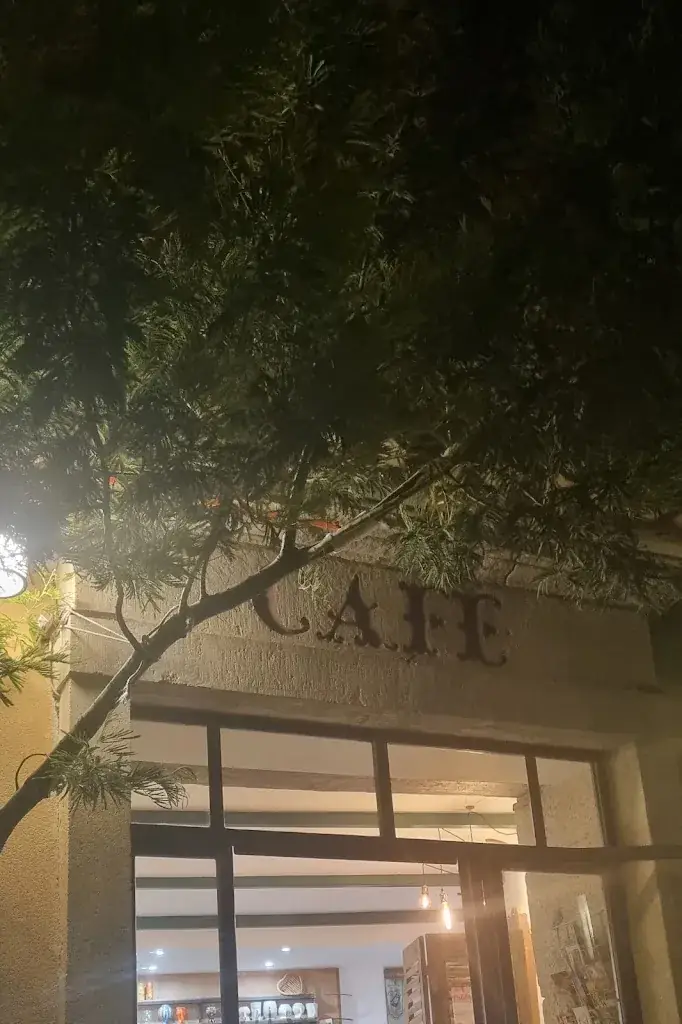 laeti garetto_Café bistrot Gavatxa_Rousset-les-Vignes_avis