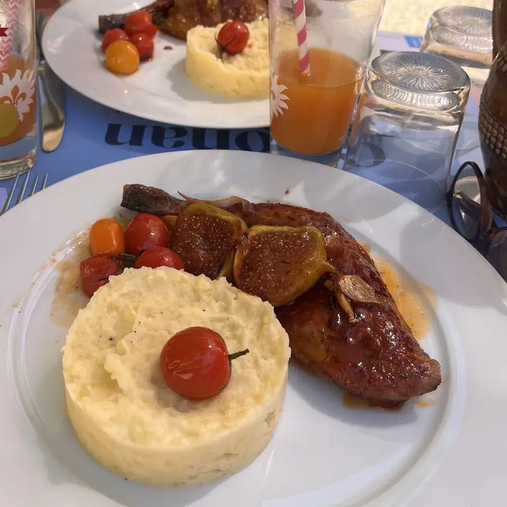 Café bistrot Gavatxa_Rousset-les-Vignes_slider_image_3