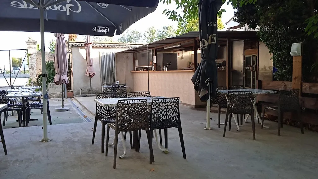 Auberge San Carlos restaurant à Rognac