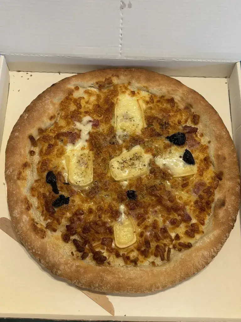 Alexandre H. _La Fabrique à Pizza - Distributeur automatique 24h/24 à Rognac_Rognac_review