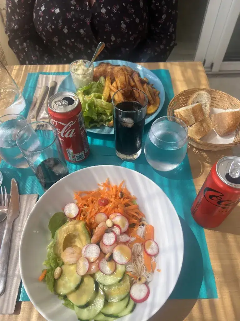 Marine Lombard_L'authentique LM_Vitrolles_review