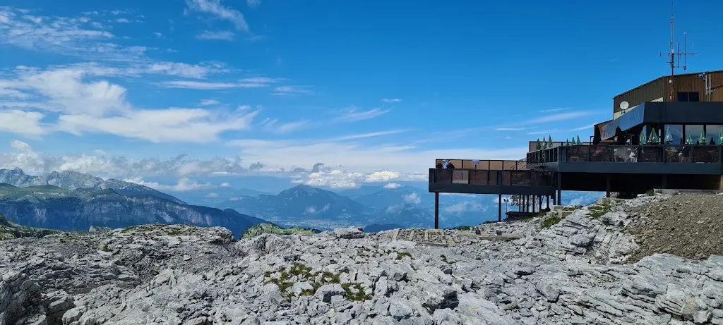 Rodolphe H_SARL LE DESERT BLANC_Magland_review