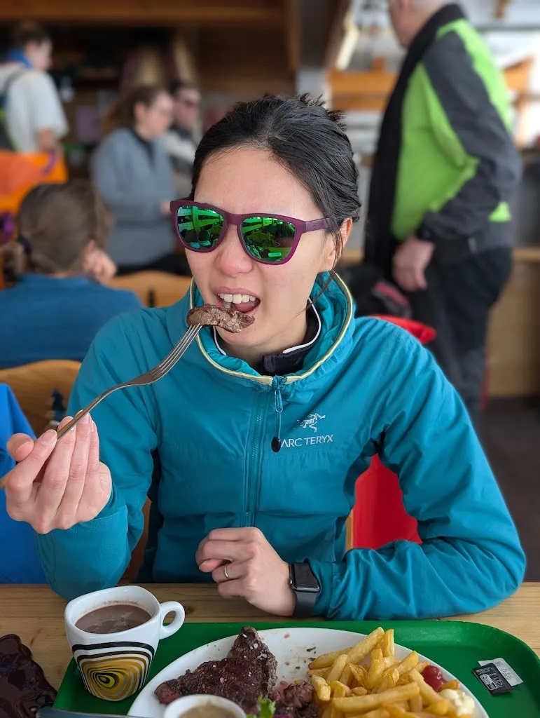 Yi Yao_SARL LE DESERT BLANC_Magland_review