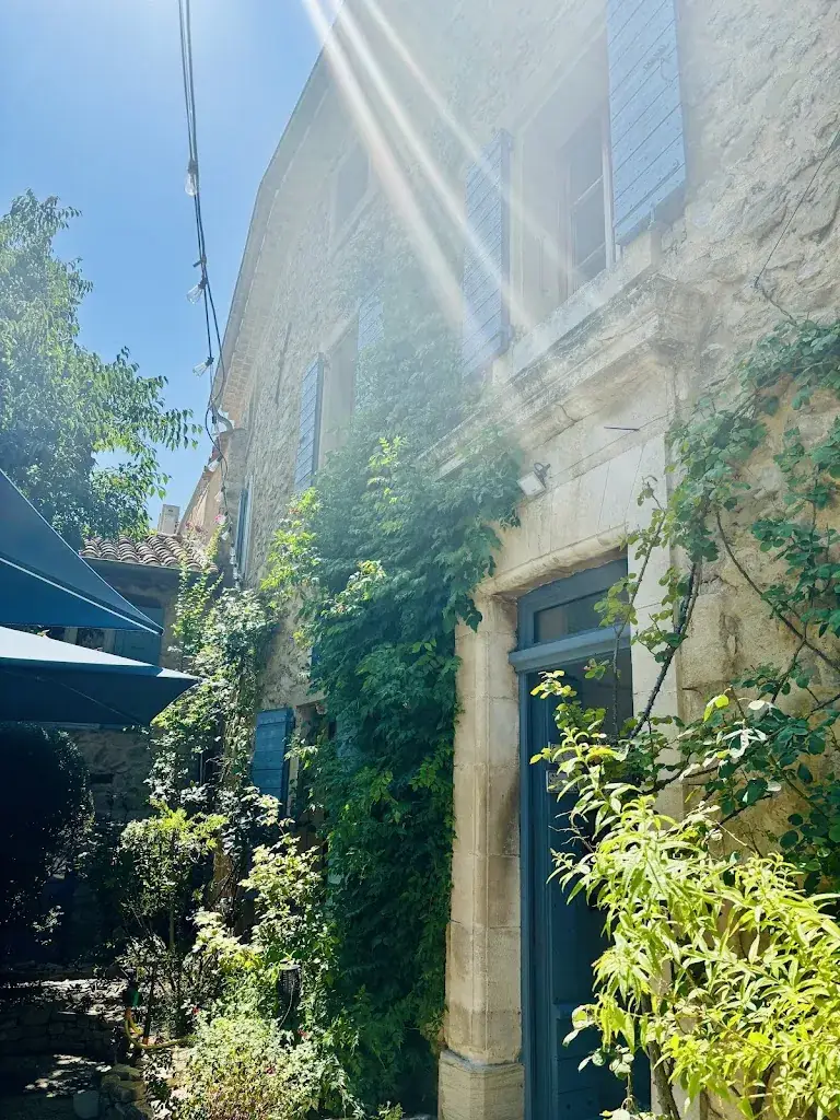 Siobhan ORSI_La Bastide Bleue - Restaurant_Séguret_review