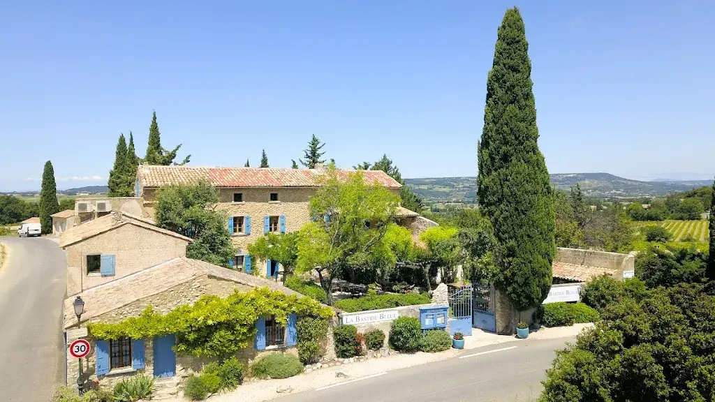 Hôtel La Bastide Bleue restaurant in Séguret