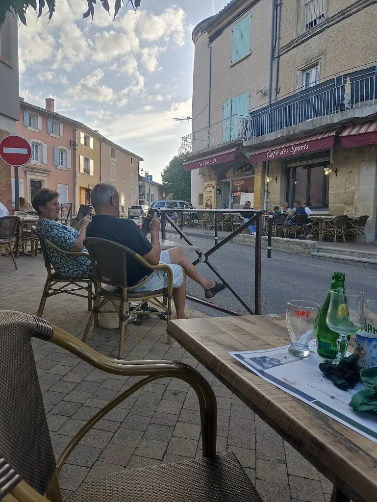 Pizzeria La Come di restaurant in Sablet