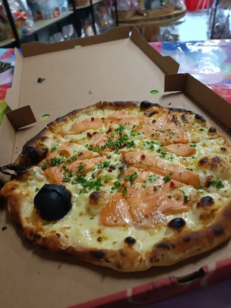 Jessica Vannier_La Roue des Pizzas_Pont-de-Vaux_review