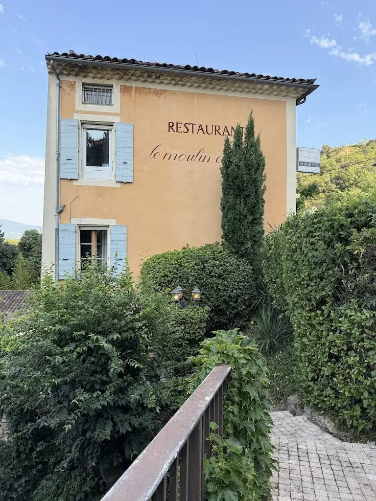 Mike C_Le Moulin à Huile_Vaison-la-Romaine_recensione