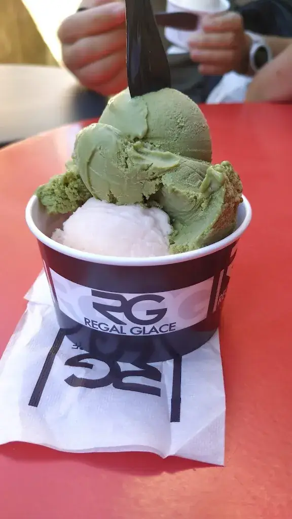 Menu_Angela Glacier_Roussillon_image_6